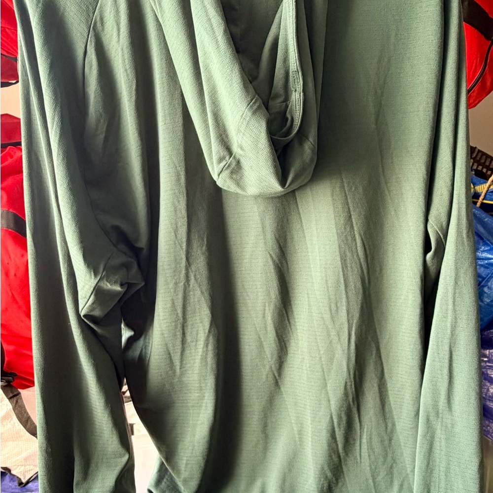 lululemon athletica Forest Green Long Sleeve Tee - Picture 3 of 5